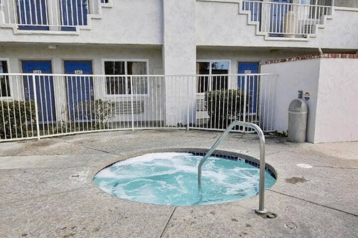 Pool 22 of 43